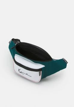 Remise En Ligne Karl Kani SIGNATURE TAPE WAIST BAG - Sac banane sacs fermeture éclair male 9 Remise En Ligne Karl Kani SIGNATURE TAPE WAIST BAG - Sac banane sacs fermeture éclair male -Karl Kani Soldes Boutique 05cf03e7504e4d70adcae7fded032f89