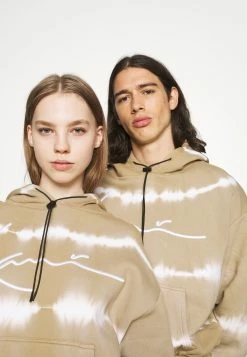 En Remise Karl Kani SIGNATURE TIE DYE OVERSIZE HOODIE UNISEX - Sweatshirt sweats & hoodies capuche -Karl Kani Soldes Boutique 071a3f44e37745d281094869b86f8733