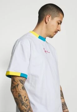 Prix Jamais Vus Karl Kani SMALL SIGNATURE TEE UNISEX - T-shirt imprimé sale col rond male 10 Prix Jamais Vus Karl Kani SMALL SIGNATURE TEE UNISEX - T-shirt imprimé sale col rond male -Karl Kani Soldes Boutique 21d9042ab61e4d919c17bc280d82d36d