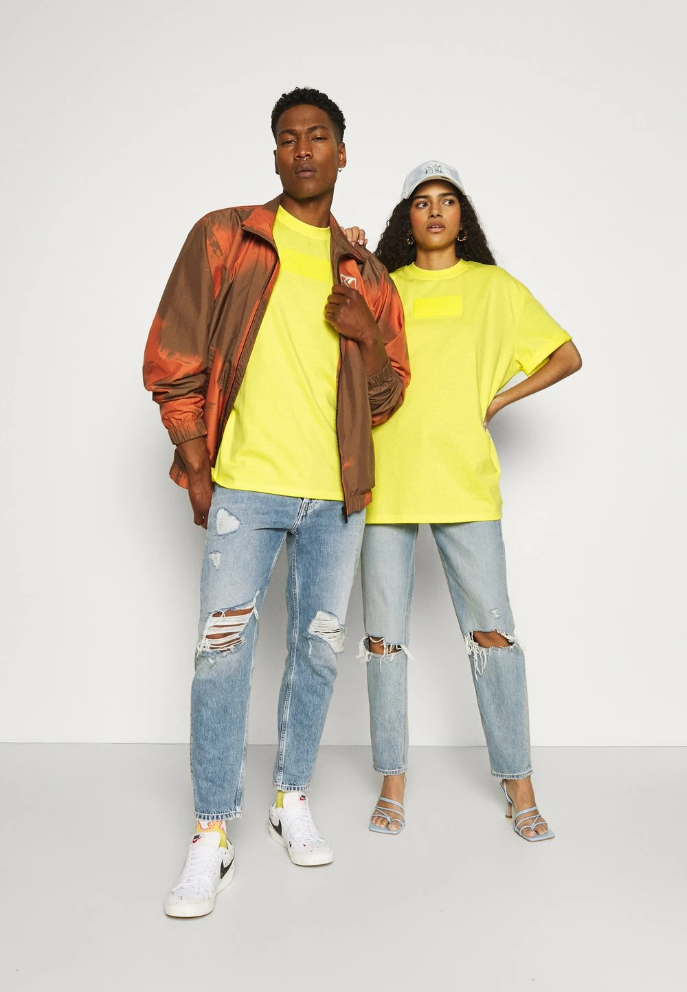 Karl Kani Discount En Ligne SMALL SIGNATURE BOX TEE UNISEX - T-shirt imprimé maillots de bains & peignoirs col rond 4 Karl Kani Discount En Ligne SMALL SIGNATURE BOX TEE UNISEX - T-shirt imprimé maillots de bains & peignoirs col rond – Image 2