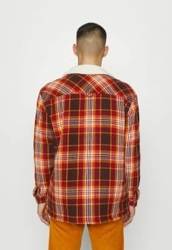 Promos Karl Kani CHEST SIGNATURE UNISEX - Chemise chemises col à revers 12 Promos Karl Kani CHEST SIGNATURE UNISEX - Chemise chemises col à revers -Karl Kani Soldes Boutique 2501f46af22b41fcbaf60bbf6e1130cf