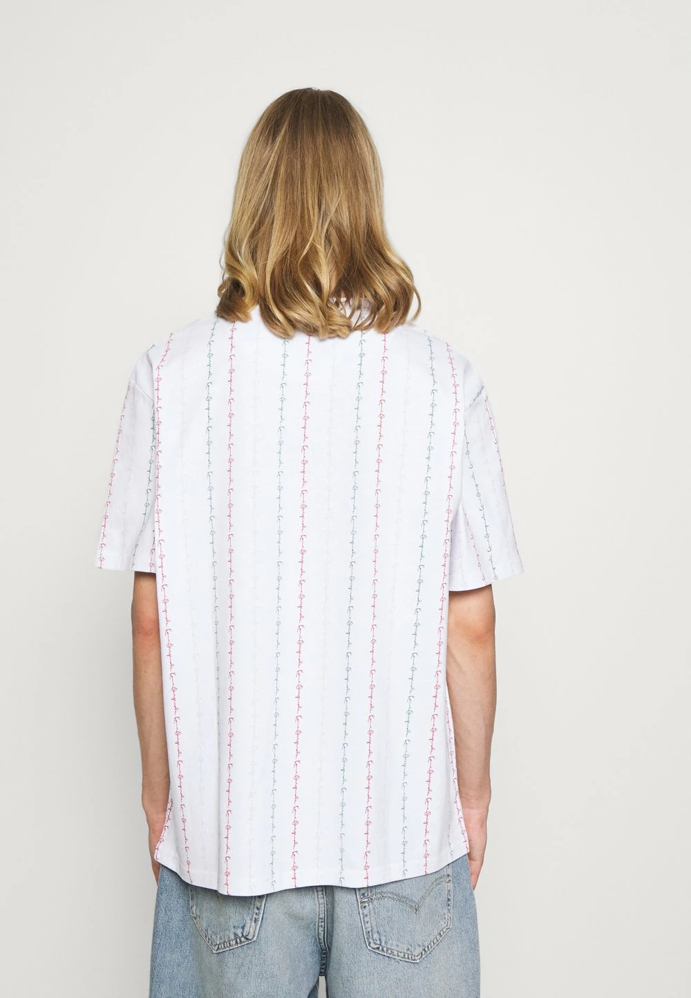 Prix Allégé Karl Kani UNISEX SIGNATURE LOGO TEE - T-shirt imprimé t-shirts col rond 5 Prix Allégé Karl Kani UNISEX SIGNATURE LOGO TEE - T-shirt imprimé t-shirts col rond – Image 3