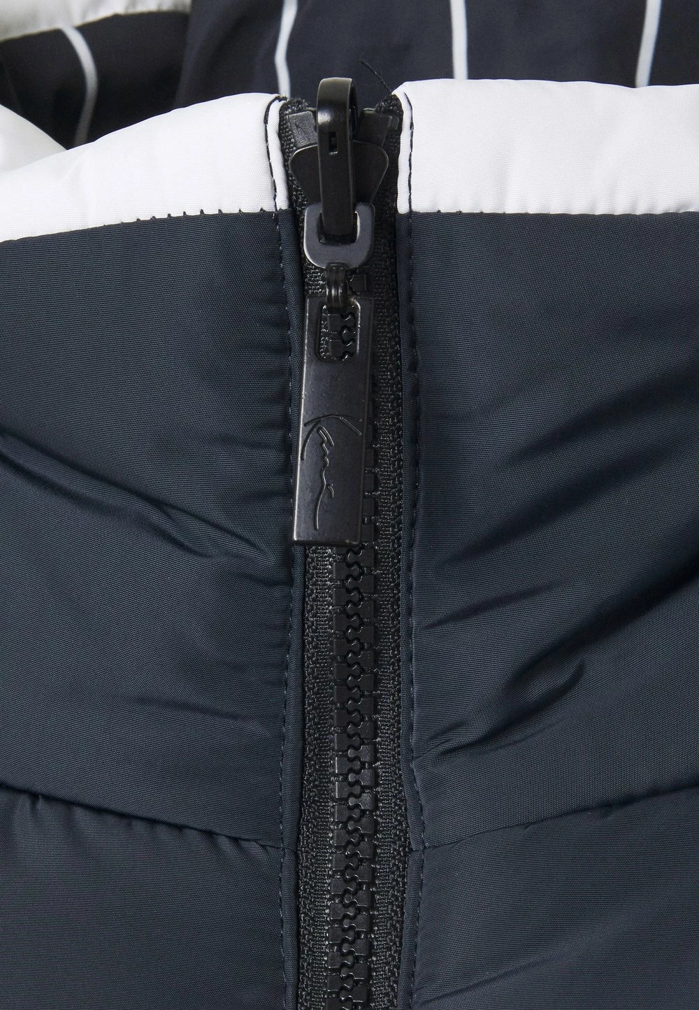 Prix Accessible Karl Kani UNISEX RETRO BLOCK REVERSIBLE PUFFER - Veste d'hiver vestes col doublé 9 Prix Accessible Karl Kani UNISEX RETRO BLOCK REVERSIBLE PUFFER - Veste d'hiver vestes col doublé – Image 7