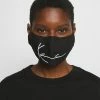 Prix Refroidis Karl Kani SIGNATURE FACE MASK - Masque en tissu sacs imprimé unisex