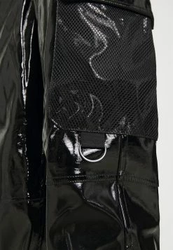 Prix Préférentiel Karl Kani SIGNATURE GLOSSY PANTS - Pantalon classique pantalons haute female -Karl Kani Soldes Boutique 40c7afb79c4b4cdcb129c4e2edfb9a45