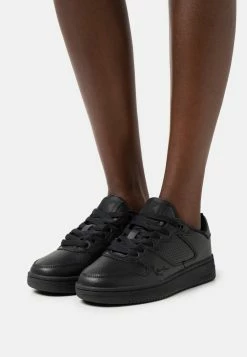 Karl Kani Prix Affortable 89 CLASSIC - Baskets basses sneakers rond female