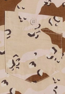 Vendre Karl Kani SMALL SIGNATURE WASHED CAMO RESORT SHIRT - Chemise chemises col kent male -Karl Kani Soldes Boutique 458fa5362dc34550a61d4e7a4ecc93c5