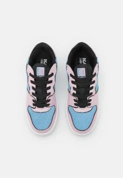 Prix Accessible Karl Kani 89 UP LOGO - Baskets basses sneakers rond female 13 Prix Accessible Karl Kani 89 UP LOGO - Baskets basses sneakers rond female -Karl Kani Soldes Boutique 46972c3735c142f7be749351ee8c8d4c