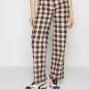 Karl Kani Soldes En Ligne RETRO WIDE LEG CHECK PANTS - Pantalon classique pantalons haute female 2 Karl Kani Soldes En Ligne RETRO WIDE LEG CHECK PANTS - Pantalon classique pantalons haute female -Karl Kani Soldes Boutique 50693546683c4db6a20c4d28e1006761