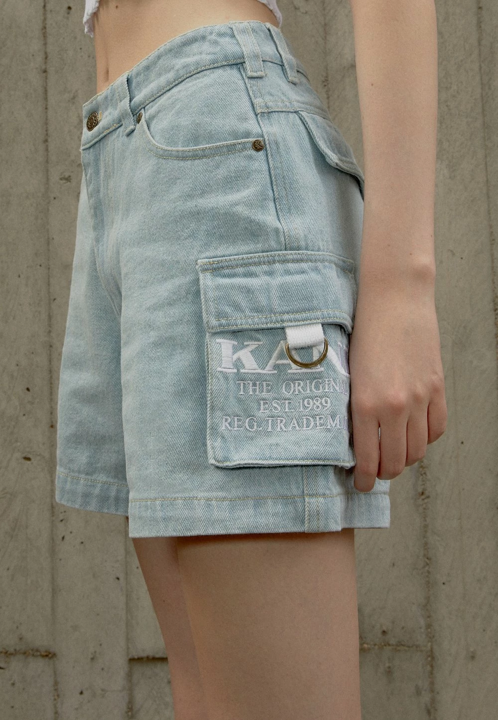 Marchandise de première qualité Karl Kani Short shorts haute female 5 Marchandise de première qualité Karl Kani Short shorts haute female – Image 3