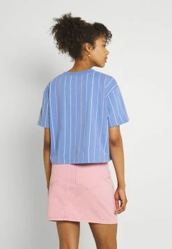 Prix Dégriffé Karl Kani SMALL SIGNATURE SHORT PINSTRIPE TEE - T-shirt imprimé t-shirts col rond female -Karl Kani Soldes Boutique 52a5dce4023649c998043c7705403d3b