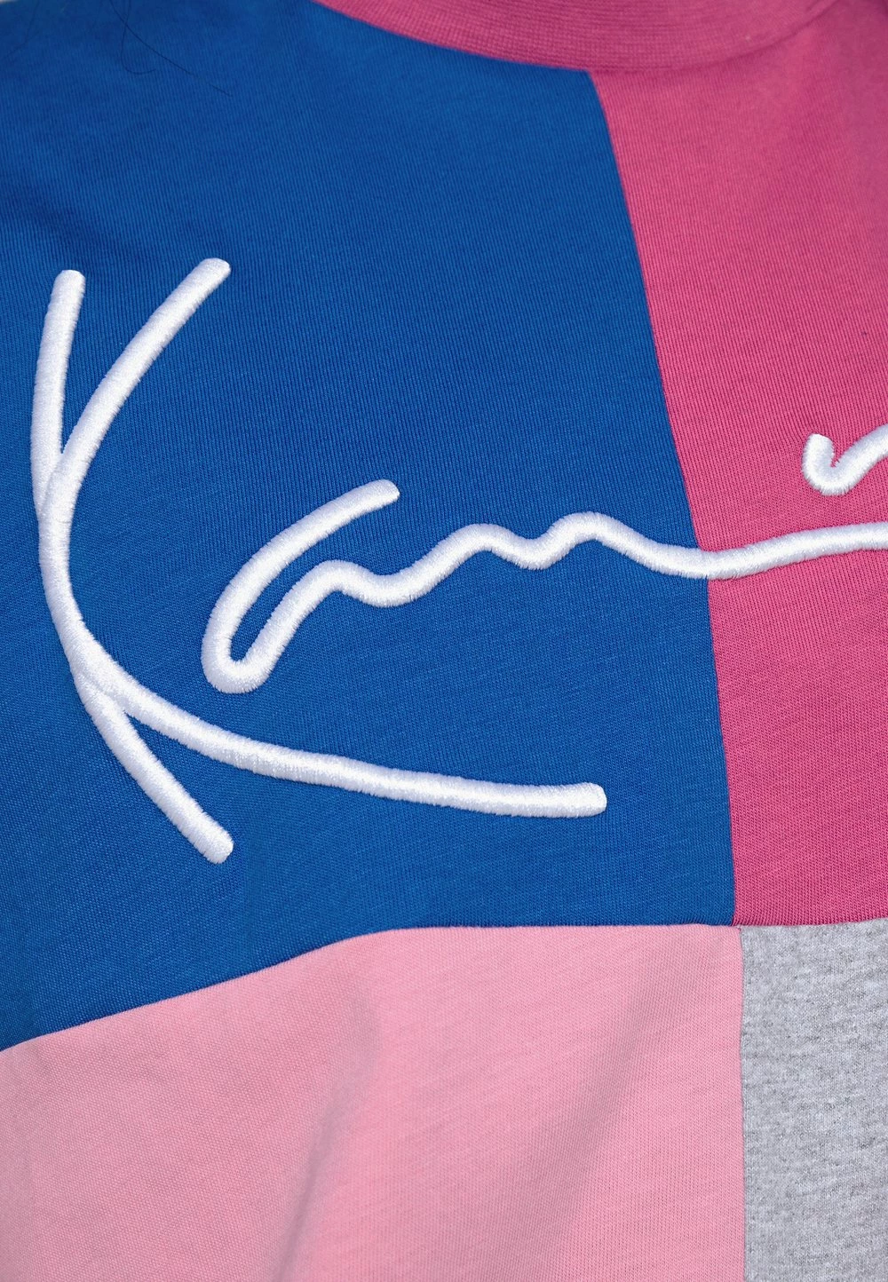 Karl Kani Faible Prix SIGNATURE BLOCK TEE - T-shirt imprimé sweatshirts col rond female 7 Karl Kani Faible Prix SIGNATURE BLOCK TEE - T-shirt imprimé sweatshirts col rond female – Image 5