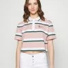 Prix Refroidis Karl Kani SMALL SIGNATURE STRIPE SHORT TEE - Polo t-shirts col polo female -Karl Kani Soldes Boutique 5b263d93d9094c58b065217fe8baf01b