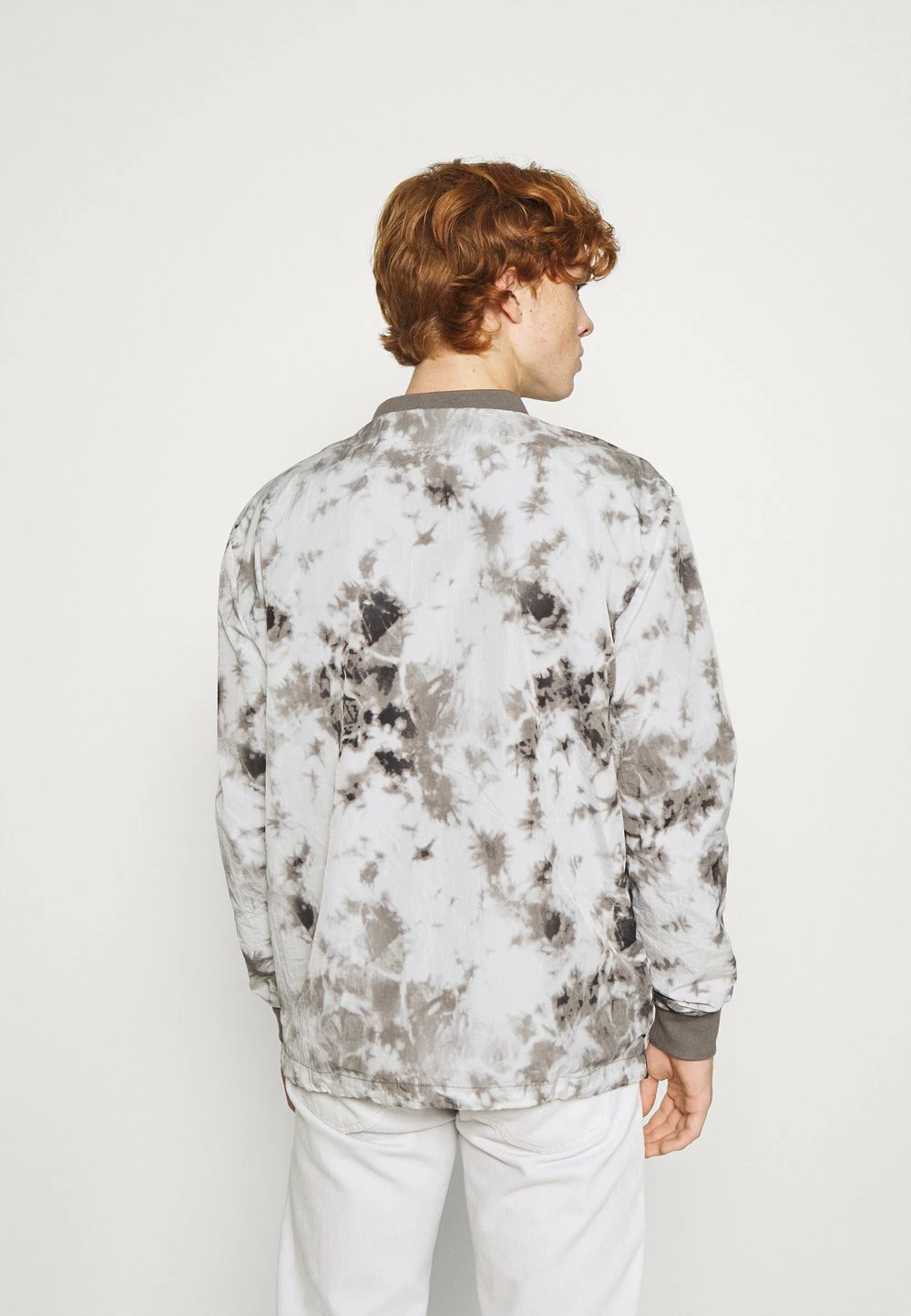 Karl Kani Prix Avantageux SMALL SIGNATURE CREW UNISEX - Sweatshirt sweats & hoodies col officier 5 Karl Kani Prix Avantageux SMALL SIGNATURE CREW UNISEX - Sweatshirt sweats & hoodies col officier â Image 3