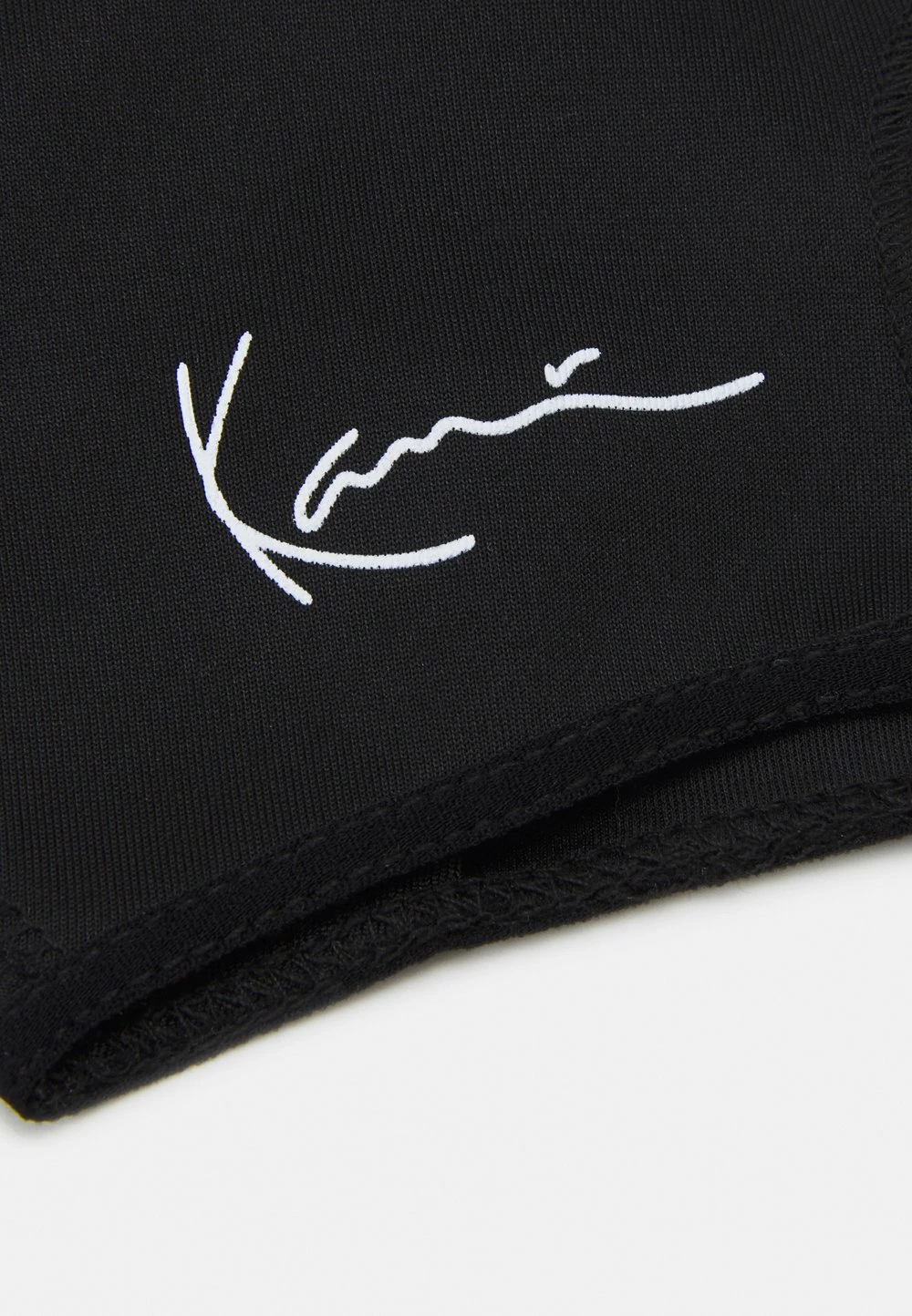 Karl Kani SMALL SIGNATURE FACE MASK 3 PACK UNISEX - Masque en tissu Assurance De l’Authenticité vestes & blazers imprimé 5 Karl Kani SMALL SIGNATURE FACE MASK 3 PACK UNISEX - Masque en tissu Assurance De l’Authenticité vestes & blazers imprimé – Image 3