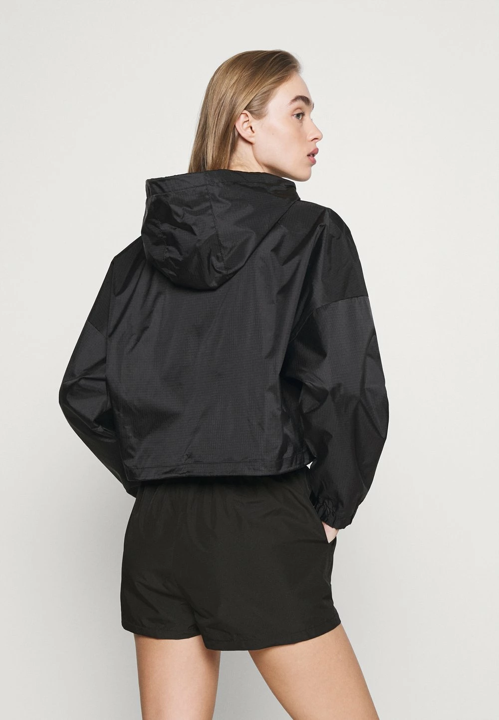 Remise En Ligne Karl Kani SMALL SIGNATURE - Short shorts haute female 6 Remise En Ligne Karl Kani SMALL SIGNATURE - Short shorts haute female – Image 4