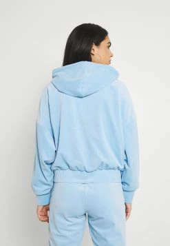 Karl Kani Petit Prix CHEST SIGNATURE JACKET - Sweat à capuche zippé sweats & sweats à capuche female 10 Karl Kani Petit Prix CHEST SIGNATURE JACKET - Sweat à capuche zippé sweats & sweats à capuche female -Karl Kani Soldes Boutique 65c1fb5a88d7470890bc10bc1cd82ee1