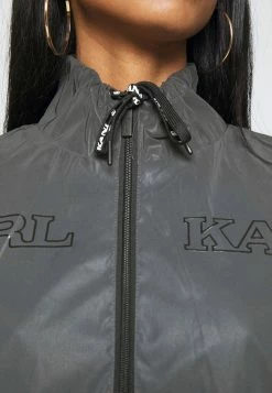 Karl Kani RETRO REFLECTIVE TRACKJACKET - Veste légère Haute Qualité vestes & blazers col officier female -Karl Kani Soldes Boutique 6f308b1c0b4c48bface34c2b386a5caf