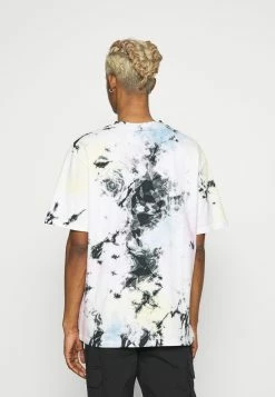 Prix Gelé Karl Kani RETRO TIE DYE TEE UNISEX - T-shirt imprimé t-shirts col rond -Karl Kani Soldes Boutique 709dfe25caf1447984364bff28de31e2