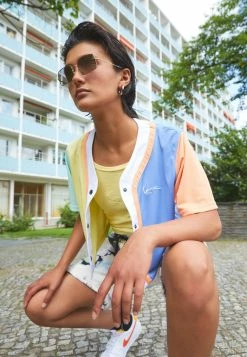 Karl Kani Produit de première qualité CHEST SIGNATURE BLOCK SHORT BASEBALL - T-shirt imprimé t-shirts col en v female -Karl Kani Soldes Boutique 78577cad20b44a3bab3749b55b900cb2