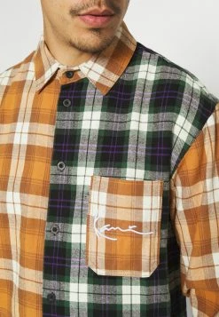 Karl Kani Prix Affortable SMALL SIGNATURE BLOCK UNISEX - Chemise chemises col &agrave; revers -Karl Kani Soldes Boutique 7d5921e15c4c478984e5acfd012872d7