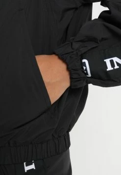 Karl Kani Qualité garantie 100% TAPE - Veste légère vestes & blazers col officier female 11 Karl Kani Qualité garantie 100% TAPE - Veste légère vestes & blazers col officier female -Karl Kani Soldes Boutique 91838d9adf4a443aaff2769e148ec3ba