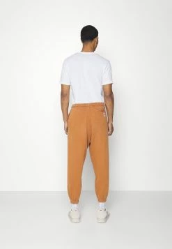 Prix Malin Karl Kani SMALL SIGNATURE WASHED UNISEX - Pantalon de survêtement joggings normale -Karl Kani Soldes Boutique ad24ac8f61fd4e729349f506ee229061