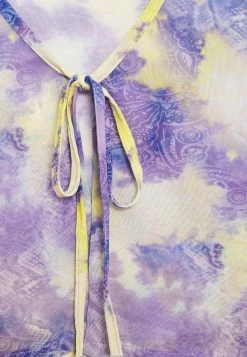 Karl Kani Authentique 100% SIGNATURE PAISLEY BOLERO - Veste légère vestes & blazers col en v profond female -Karl Kani Soldes Boutique af38321b22c1457bb76be702f6cbf857