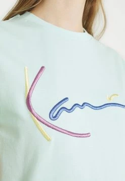 Karl Kani Prix Favorable SIGNATURE TEE - T-shirt imprimé t-shirts col rond female 13 Karl Kani Prix Favorable SIGNATURE TEE - T-shirt imprimé t-shirts col rond female -Karl Kani Soldes Boutique b394788196d845a1bb362bb18a2a32ad