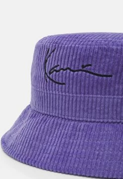 Plus Bas Prix De Vente Karl Kani SIGNATURE BUCKET HAT UNISEX - Chapeau casquettes, bonnets et chapeaux couleur unie -Karl Kani Soldes Boutique cad9f710453a409fa651ac49f3f803e2