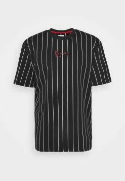 Karl Kani Marchandise de première qualité SMALL SIGNATURE PINSTRIPE TEE UNISEX - T-shirt imprimé vestes col rond -Karl Kani Soldes Boutique ccff97697bec4f8f9d7dc40218e3b483 2