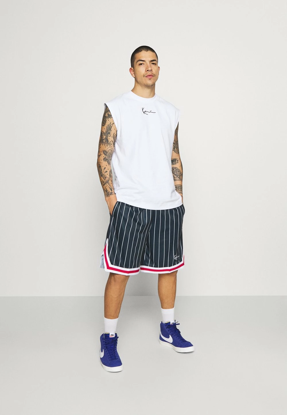 Prix Imbattable Karl Kani SMALL SIGNATURE - Short shorts & bermudas normale male 4 Prix Imbattable Karl Kani SMALL SIGNATURE - Short shorts & bermudas normale male – Image 2