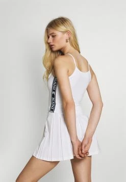 Karl Kani SMALL SIGNATURE TAPE - Débardeur Soldes En Ligne t-shirts col rond female -Karl Kani Soldes Boutique d92b992cbfdc45d58b43a44365625e3a