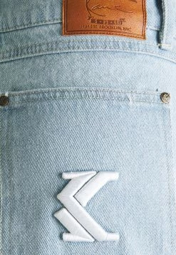 Karl Kani RETRO CARGO - Short en jean Qualité Garantie shorts & bermudas haute male -Karl Kani Soldes Boutique da1dd22b86454e26973dac75f67c324a