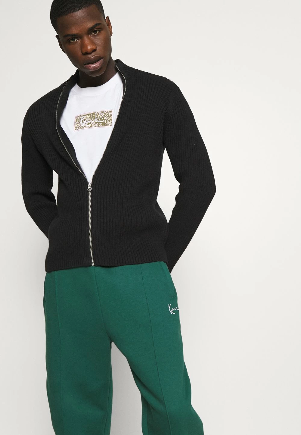 Prix Refroidis Karl Kani SMALL SIGNATURE BOX TEE UNISEX - T-shirt imprimé t-shirts col rond 6 Prix Refroidis Karl Kani SMALL SIGNATURE BOX TEE UNISEX - T-shirt imprimé t-shirts col rond – Image 4