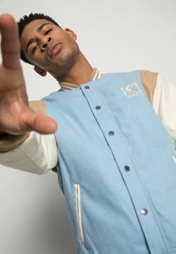 Prix Équitable Karl Kani BLOCK COLLEGE JACKET - Blouson Bomber vestes col officier male 11 Prix Équitable Karl Kani BLOCK COLLEGE JACKET - Blouson Bomber vestes col officier male -Karl Kani Soldes Boutique f26cbb5fa3254d73b796e007c98bd312