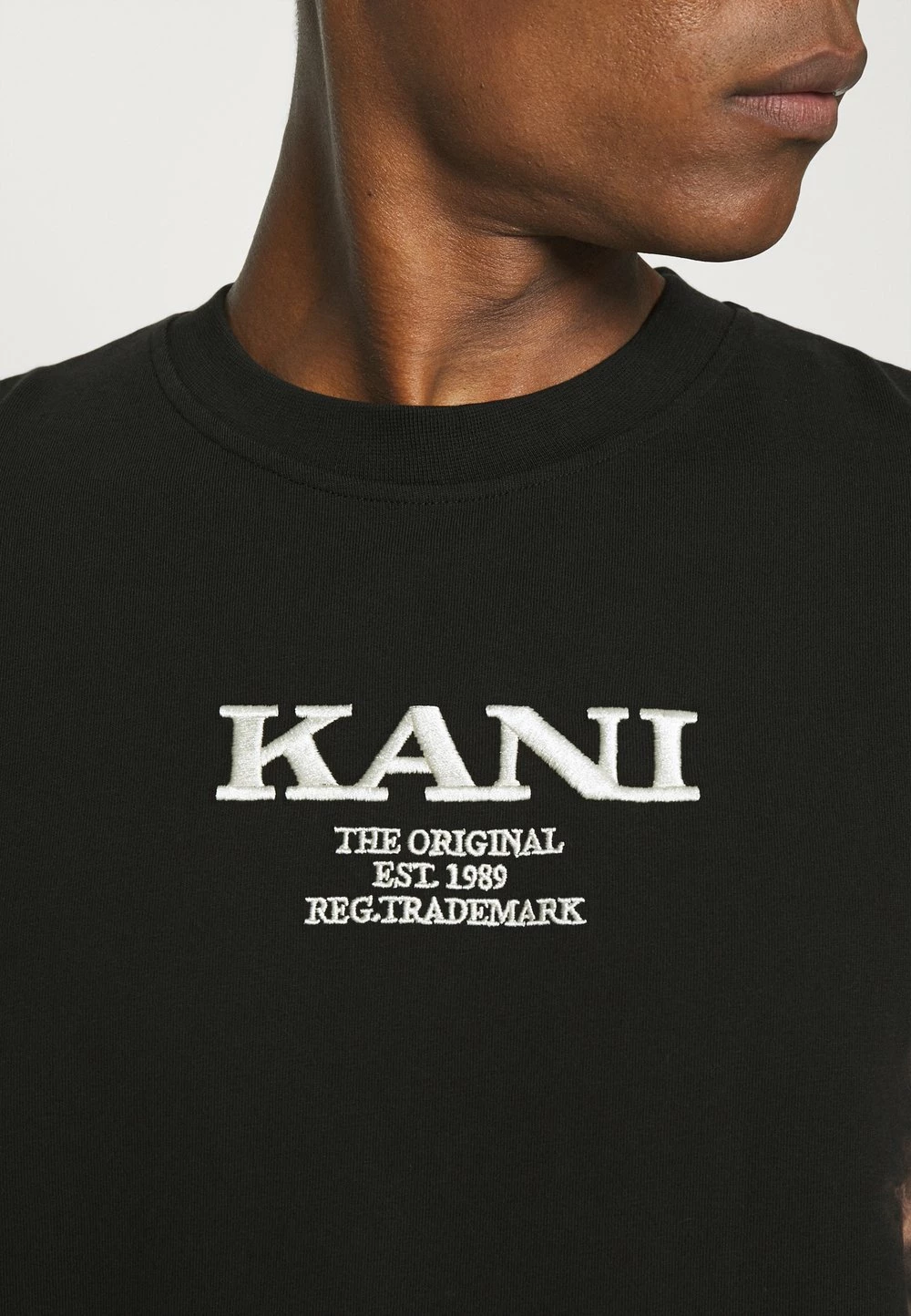 Karl Kani RETRO BLEACHED TEE UNISEX - T-shirt imprimé Bas Prix t-shirts col rond 7 Karl Kani RETRO BLEACHED TEE UNISEX - T-shirt imprimé Bas Prix t-shirts col rond – Image 5