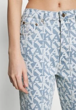 Karl Kani Jean droit Prix d’Amis jeans haute female -Karl Kani Soldes Boutique fd8953c8ad7945d994b71314ead92dbb